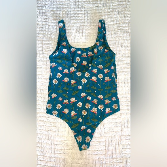 benoa swim lotus collection - Picture 2 of 2